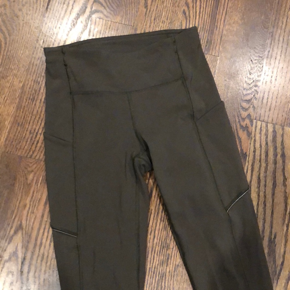 Lulu leggings in olive green